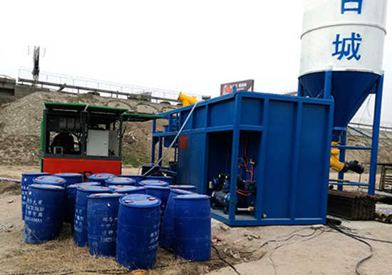 90發(fā)泡天津高速施工現(xiàn)場(chǎng)